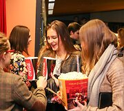 Žiūrovai į Lietuvos kino teatrus plūdo žiūrėti &bdquo;Geriausių 2015 m. Kanų liūtų reklamų&ldquo;