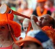 Vilniečiai stebi futbolo čempionato finalą