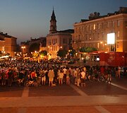 Vilniečiai stebi futbolo čempionato finalą