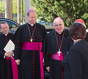 Gintaras Gru&scaron;as (centre)