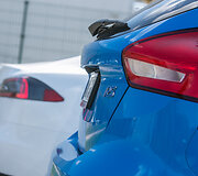 &bdquo;Tesla&ldquo; ir &bdquo;Ford&ldquo;