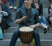 Jubiliejinę Gatvės muzikos dieną Vilniuje vainikavo &bdquo;Drum2gether&ldquo; improvizacija