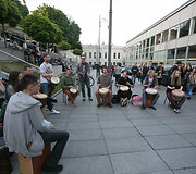 Jubiliejinę Gatvės muzikos dieną Vilniuje vainikavo &bdquo;Drum2gether&ldquo; improvizacija