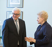 Frankas Valteris &Scaron;teinmejeris ir Dalia Grybauskaitė
