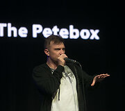 &bdquo;The Petebox&ldquo; koncerto akimirka
