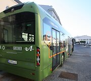 Spalio 5-11 dienomis Vilniaus gatvėmis važinėja naujausias &Scaron;vedijos gamintojų elektra ir dyzelinu varomas hibridinis autobusas &bdquo;Volvo&ldquo;.