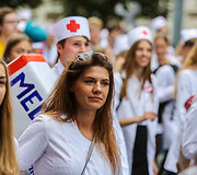Vilniaus universiteto darbuotojų, studentų ir alumnų eisena į VU rūmus