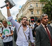 Vilniaus universiteto darbuotojų, studentų ir alumnų eisena į VU rūmus