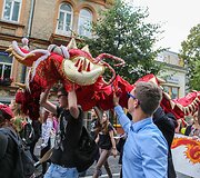 Vilniaus universiteto darbuotojų, studentų ir alumnų eisena į VU rūmus