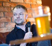 "VICE" žurnalistas Max Daly 