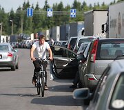 Medininkų pasienio poste kelių kilometrų eilės