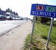 Medininkų pasienio poste kelių kilometrų eilės