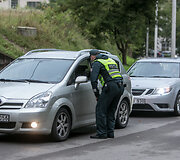 Viaiaus policijos pareigūnai tikrino ar saugiai važami vaikai