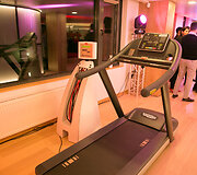 Dizaino studija, &bdquo;Hypoxi&ldquo;, atidarymas