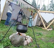 Riterių turnyras tapo pirmuoju renginiu ant lankytojams atverto Rokanti&scaron;kių piliakalnio.