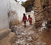 Pakistaną krečia didelį nepriteklių jaučiančių žmonių savižudybės.