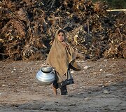 Pakistaną krečia didelį nepriteklių jaučiančių žmonių savižudybės.