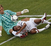 Joe Hartas ir Ashley Cole'as