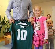 Aleksandras Kazakevičius aplankė vėžiu sergančius vaikus