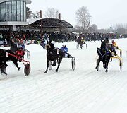 &bdquo;Sartai 2011&ldquo; žirgų lenktynių akimirka