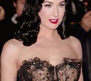 Dita Von Teese 