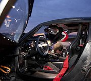 Bandomasis &bdquo;Porsche 918&ldquo; prototipas