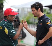 Malaizijos GP: trasoje konkurentai, už trasos &ndash; draugai