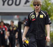 Malaizijos GP: trasoje konkurentai, už trasos &ndash; draugai