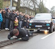 Žydrūnas Savickas pasiekė Guinnesso rekordą &ndash; patempė 20 automobilių