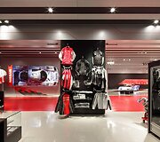 &bdquo;Nismo&ldquo; gamykla, kurioje gimsta sporti&scaron;ki &bdquo;Nissan&ldquo; automobiliai