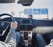 &bdquo;Volvo V40 Cross Country&ldquo; autobane