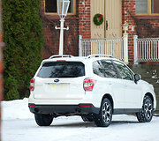 &bdquo;Subaru Forester&ldquo; bandymai sniego nuklotoje Suomijoje