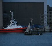 Laivus Kur&scaron;ių mariose vedė senovinis laivas &bdquo;Kurėnas".