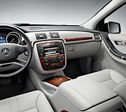 &bdquo;Mercedes-Benz R&ldquo; skoningai atnaujintas