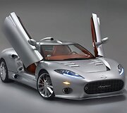 Ženeva 2009: &bdquo;Spyker C8 Aileron&ldquo; i&scaron; prototipo virto realybe