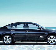 Atgimęs &bdquo;Renault Safrane&ldquo; &ndash; tik rytų rinkai