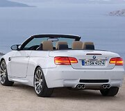 &bdquo;BMW M3&ldquo; - ir kabrioleto pavidalu