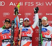 Didieris Defago (centre) Patrcikas Kuengas (kairėje) ir Klausas Kroellas