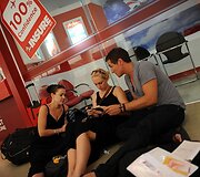 Oro uoste įstrigę &bdquo;Air Australia&ldquo; klientai 