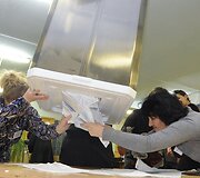 Skaičiuojami Rusijos prezidento rinkimų balsai