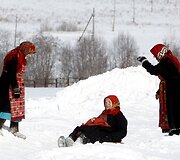 I&scaron; kairės: Alevtina Biagi&scaron;eva (54), Zoja Dorodova (74) ir Valentina Piačenko (74)