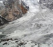 Pakistane lavina užgriuvo karinę stovyklą.