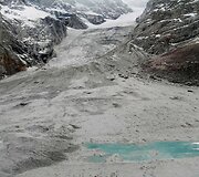 Pakistane lavina užgriuvo karinę stovyklą.