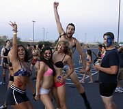 I&scaron;sirengę Arizonos studentai