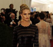 Rosie Huntington-Whiteley 