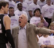 Tiago Splitteris ir San Antonijaus &bdquo;Spurs&ldquo; treneris Greggas Popovičius