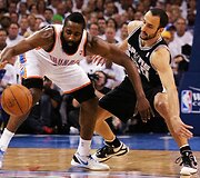 Jamesas Hardenas ir Manu Ginobili