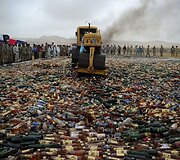 Pakistane naikinamos narkotinės medžiagos