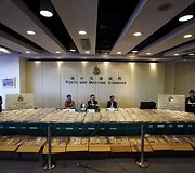 Spaudos konferencija &scaron;alia konfiskuoto kokaino 