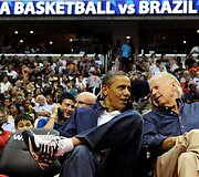 JAV prezidentas Barackas Obama su viceprezidentu Joe Bidenu